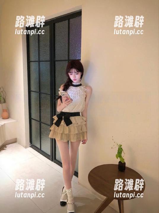 有点意思，明星在黑料网站上缺乏自我修养的链接我点了！